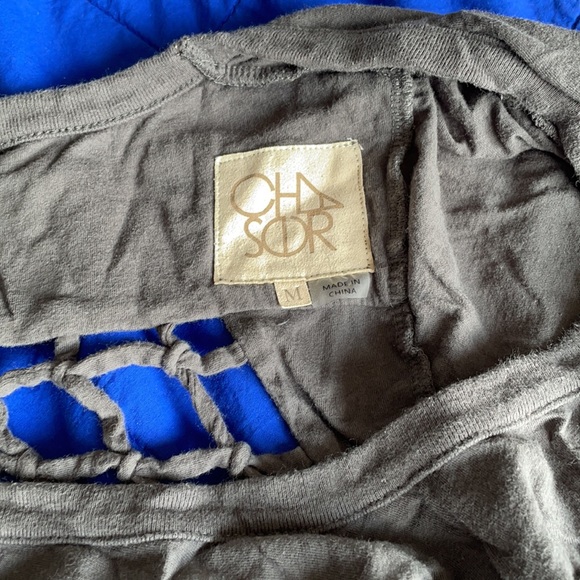 EUC (like new!) Chaser top with cool open back - Picture 4 of 4